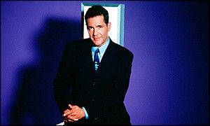 File:Inittowinit dalewinton seated.jpg