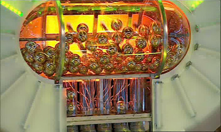 Image:goldenballs machine.jpg