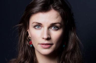 File:Aisling bea headshot.jpg