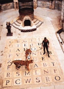 File:Fort_boyard_03_letters.jpg