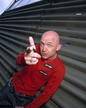 File:Combat cars jason bradbury.jpg