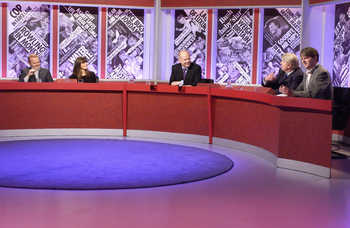 File:Hignfy set.jpg